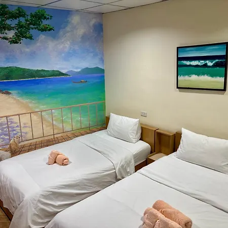 Double D Rooms & Cafe