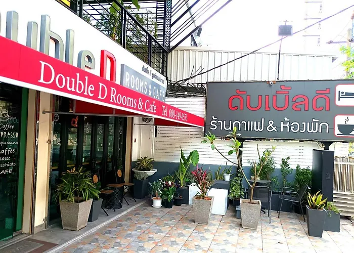 Double D & Cafe Hotel