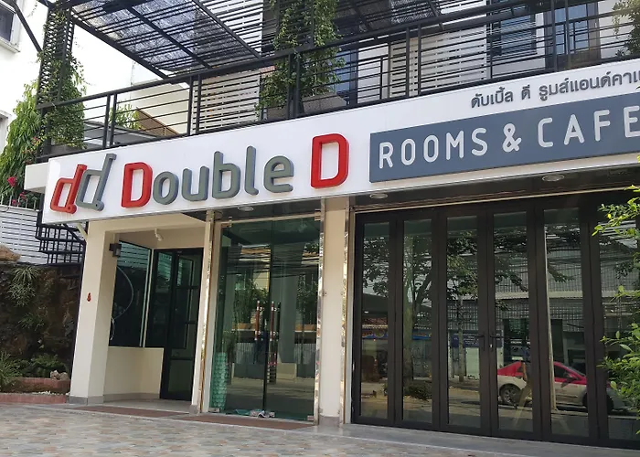 Hotel Double D & Cafe 4*