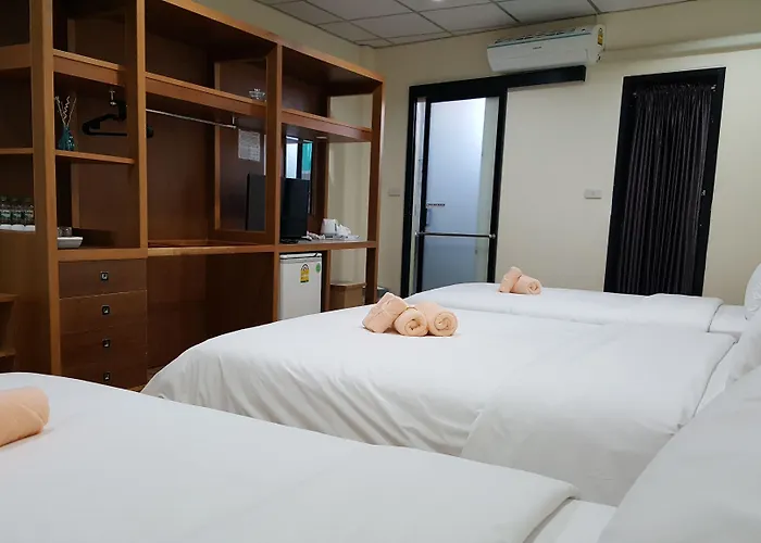 Double D & Cafe Hotel 4*