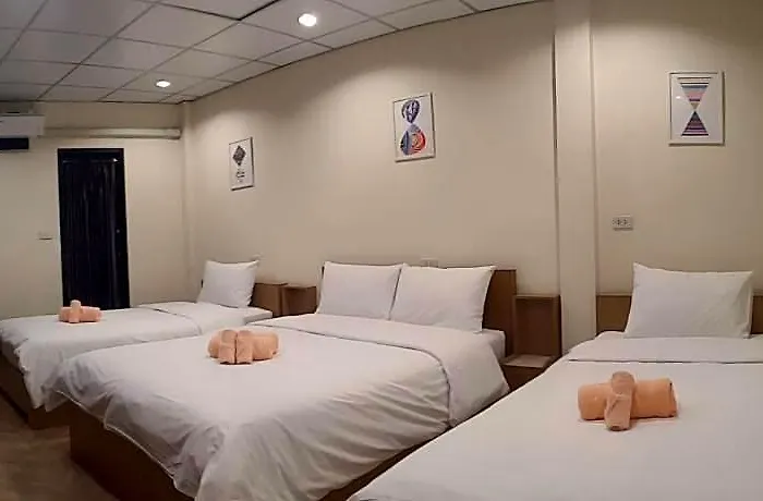 Double D & Cafe 4* Bangkok