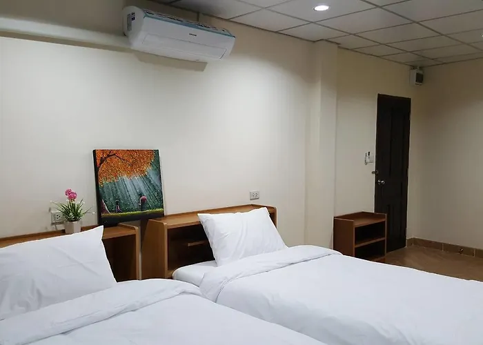 Hotell Double D & Cafe 3*